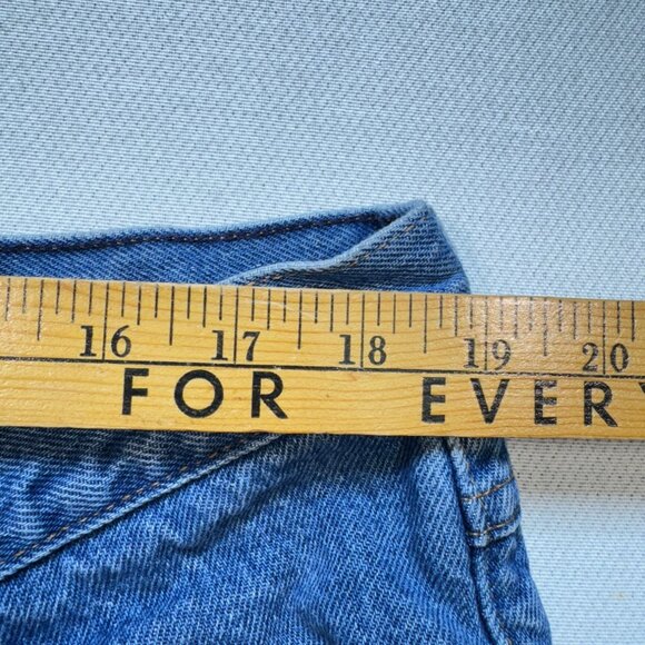 L.L.Bean Men's Classic Fit Straight Jeans Stretch Denim Size 40x29 Blue Mid Wash - Picture 7 of 11